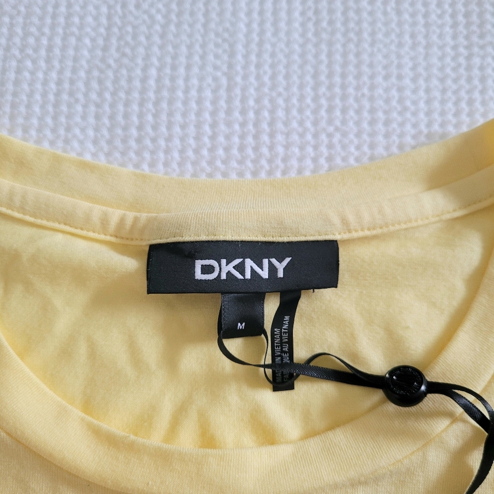 DKNY Crystal💎 Embellished Logo Tee - Picture 5 of 11